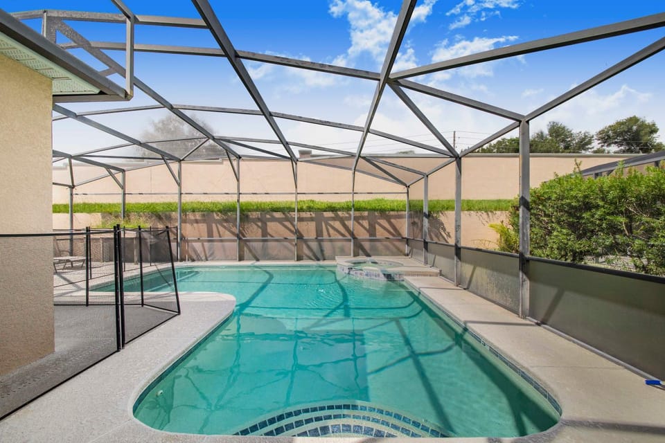 Pool view, Swimming pool