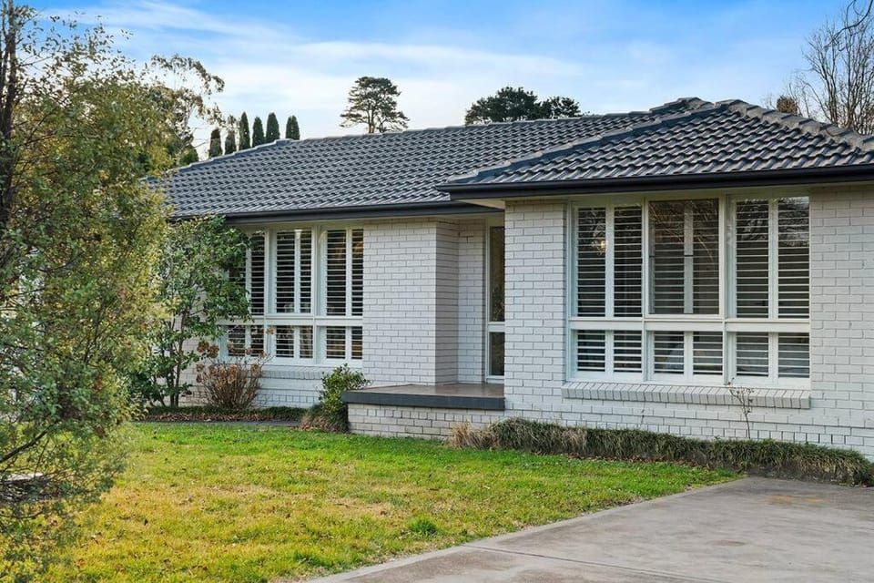 Loganberry House - A Highlands home away from home House in Bowral