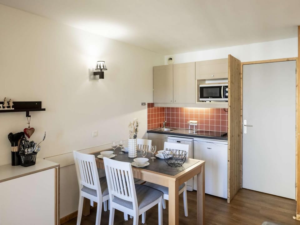 Charmant appart 27m², 4 pers, cosy et fonctionnel - Val Thorens, accès direct aux pistes - FR-1-545-48 Apartment in Les Allues