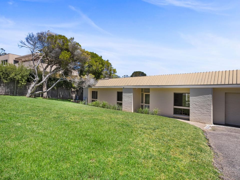 Tradewinds House in Portsea