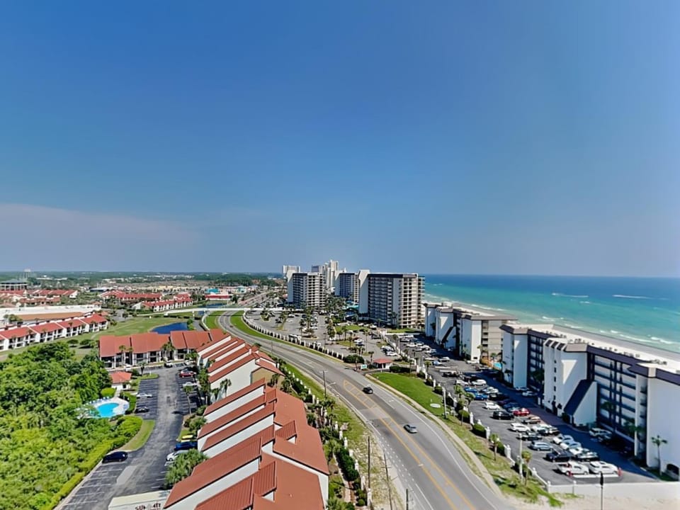 Neighbourhood, Bird's eye view, Beach, Sea view