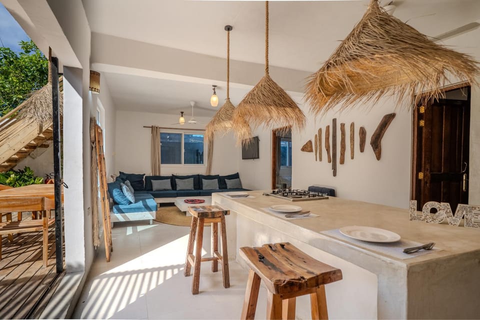 Balcony/Terrace, Kitchen or kitchenette, Living room, Dining area