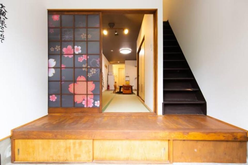 雅宿Js204最大6名京橋駅から徒歩9分マンガとボードゲームが沢山 Apartment in Osaka