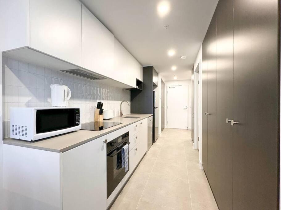Central located 1Bedroom Apartment in Woden By Serain Residences Apartment in Canberra