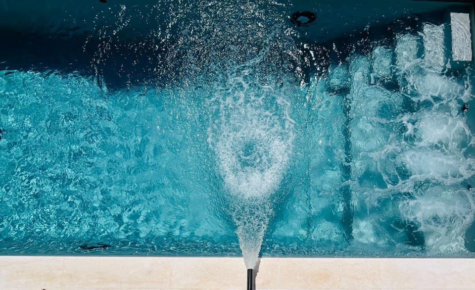 Pool view, Swimming pool