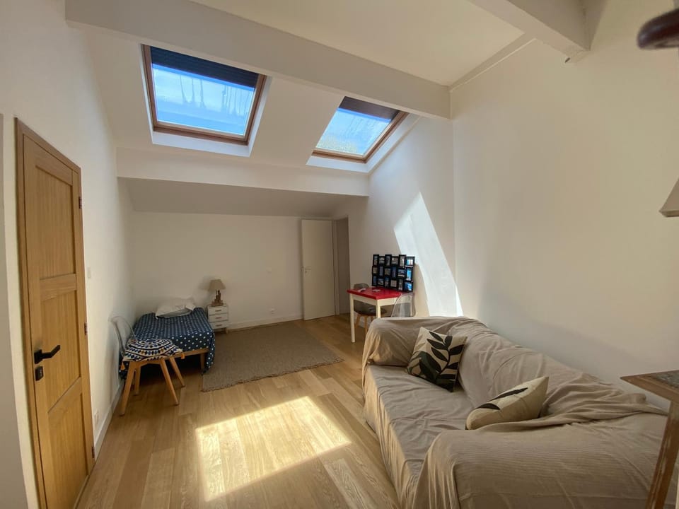 Seating area, Bedroom