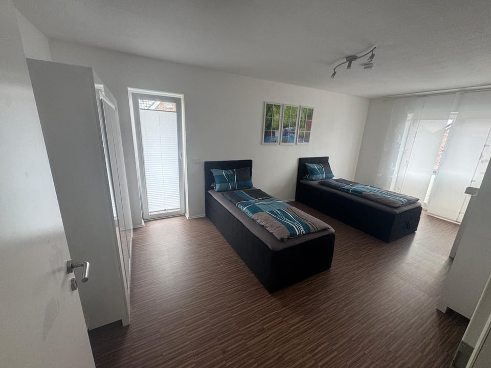 Orchideenweg 2A, 24558 Henstedt-Ulzburg , 200 Quadratmeter Haus mit Garten und Garage House in Schleswig-Holstein