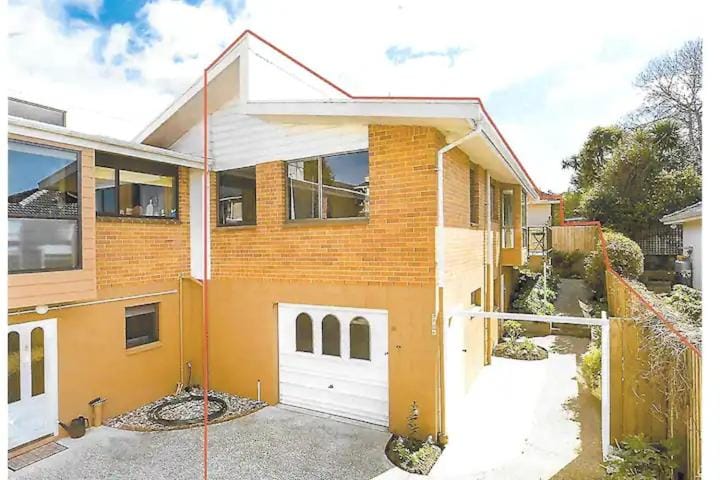 Dunedin Town House Apartment in Dunedin