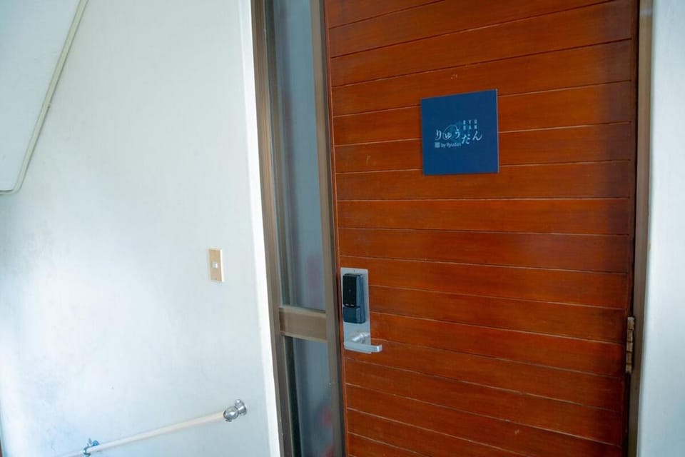 離by Ryudan Apartment in Naha