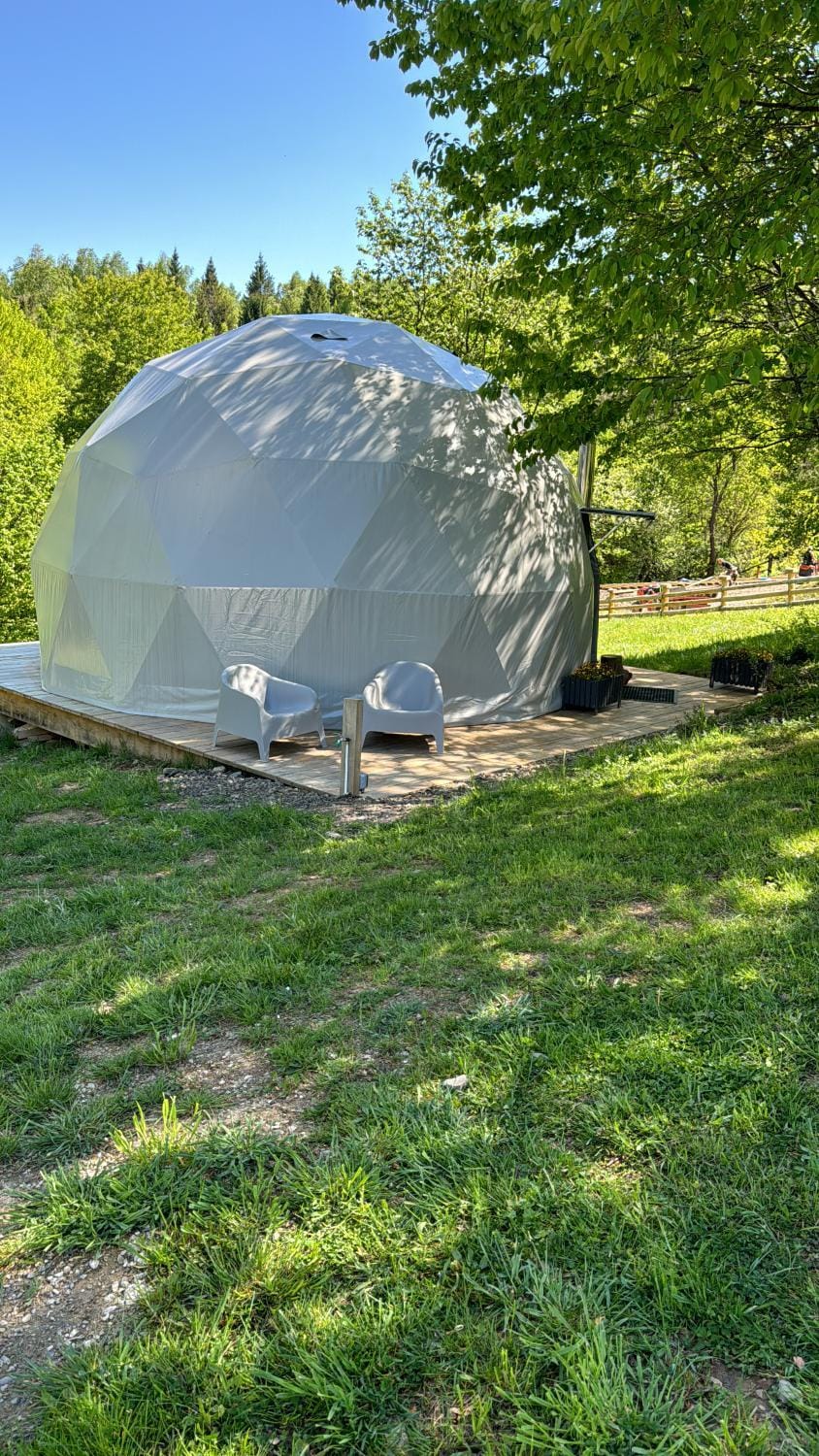 Czadowy Glamping Luxury tent in Poland