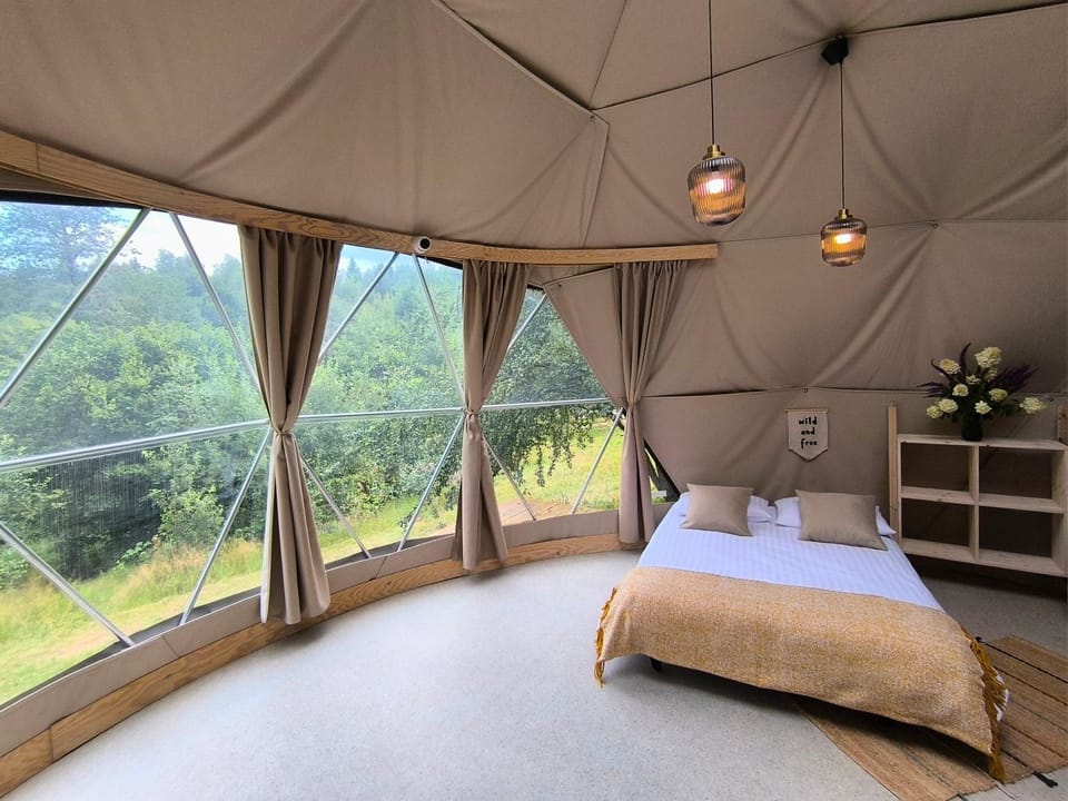 Czadowy Glamping Luxury tent in Poland