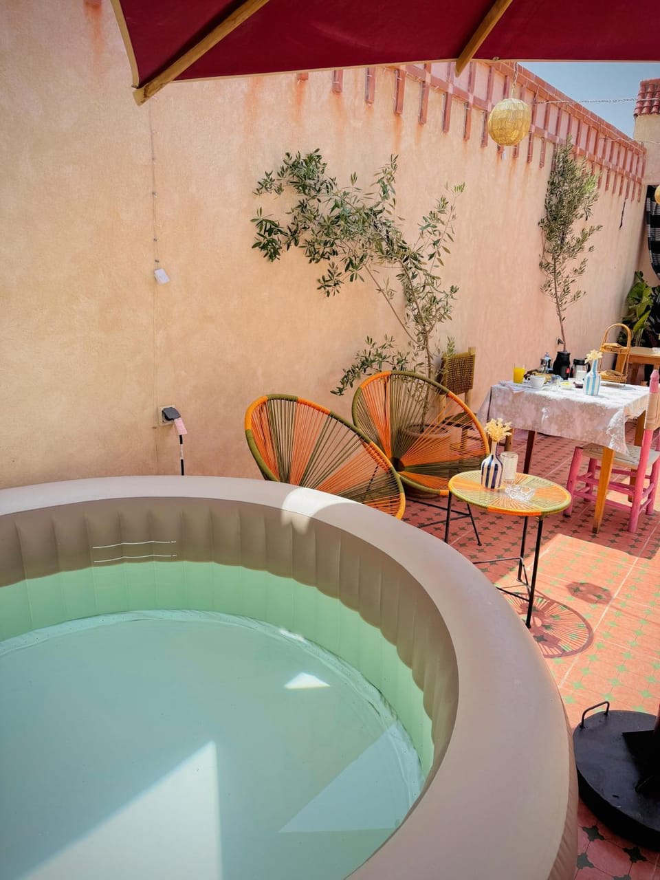 Patio, Hot Tub, Swimming pool