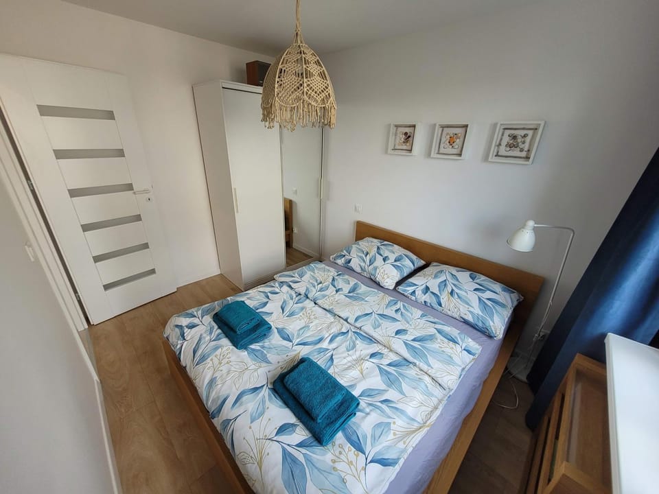 Bed, Photo of the whole room, Bedroom, towels, wardrobe