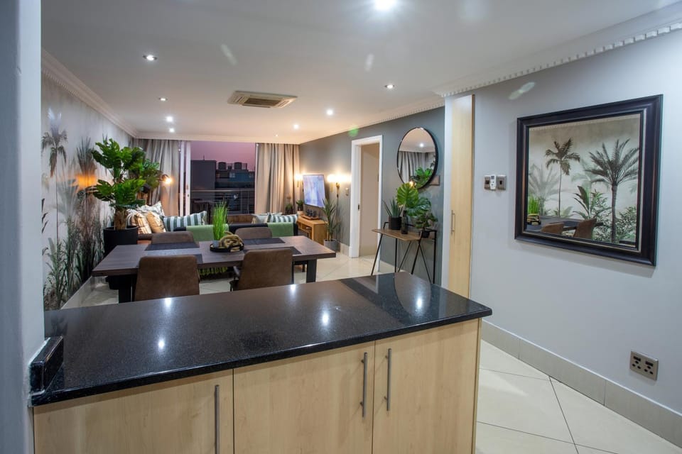Stay at The Point - Deciduous Dusk Apartment in Durban