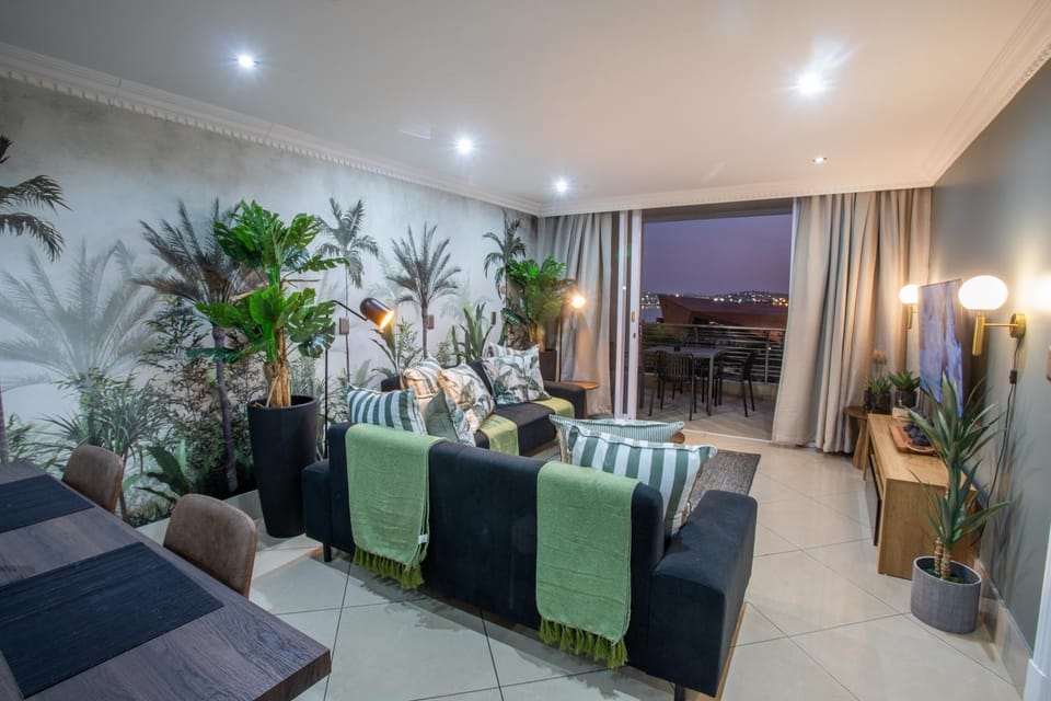 Stay at The Point - Deciduous Dusk Apartment in Durban