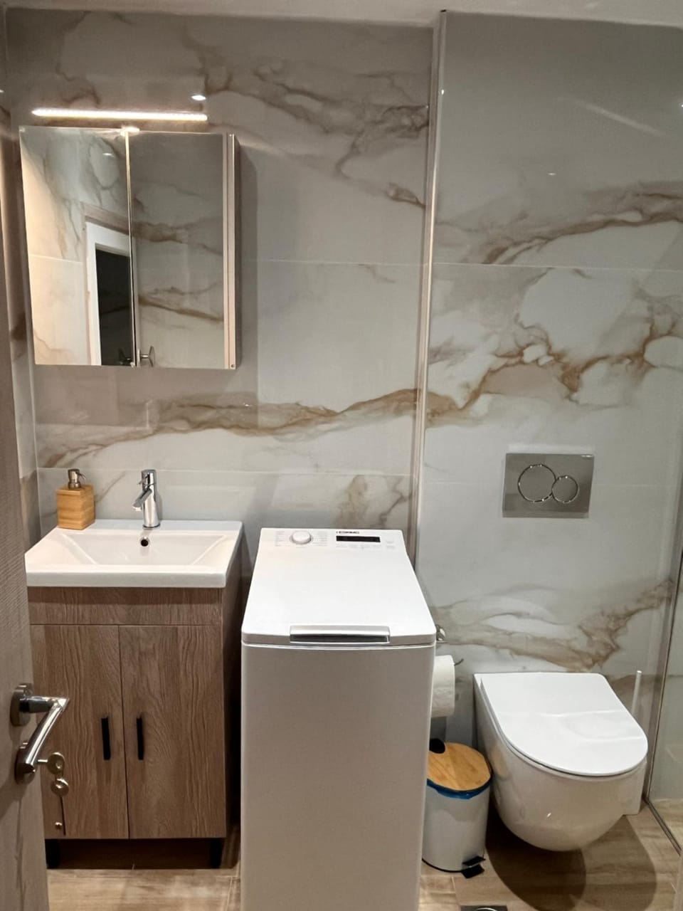 Toilet, Bathroom