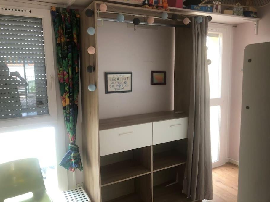 Appart trois chambres et terrasse Apartment in Occitanie