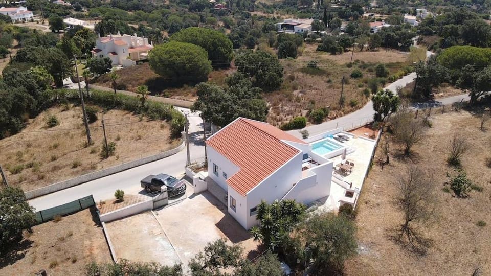 Property building, Bird's eye view