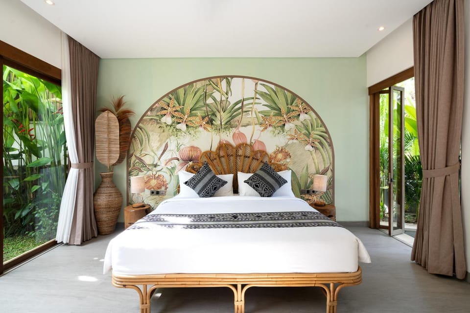 Bed, TV and multimedia, View (from property/room), Bedroom, air conditioner