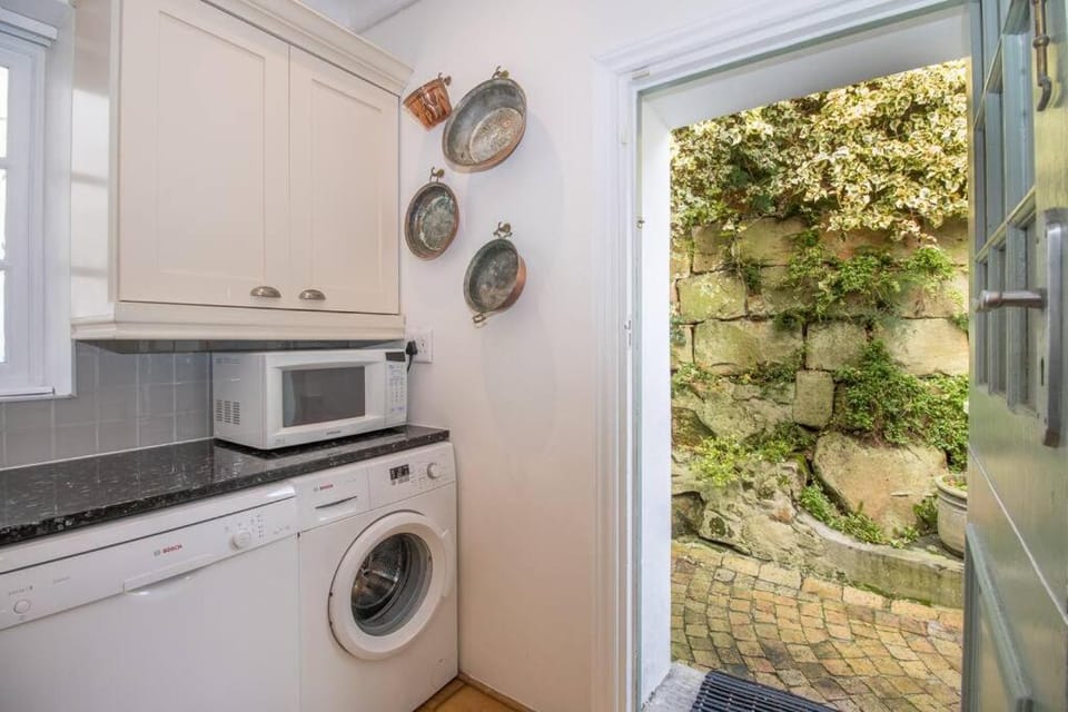 Enchanting Stone-Crafted Home House in Cape Town