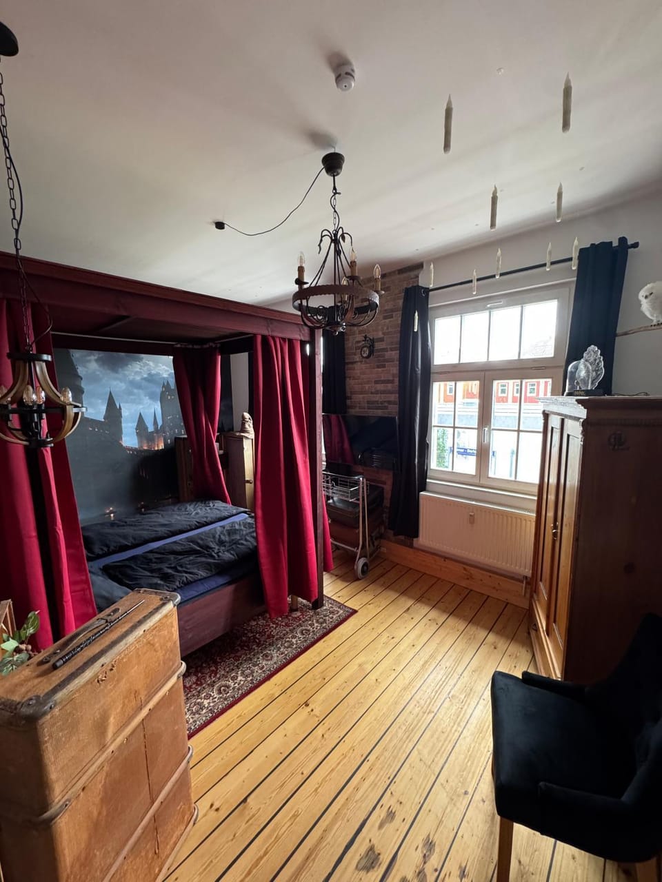 Photo of the whole room