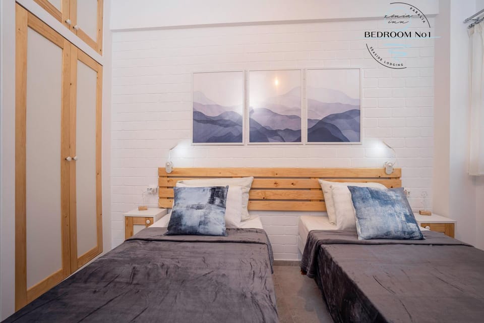 Bed, Photo of the whole room, Bedroom, air conditioner