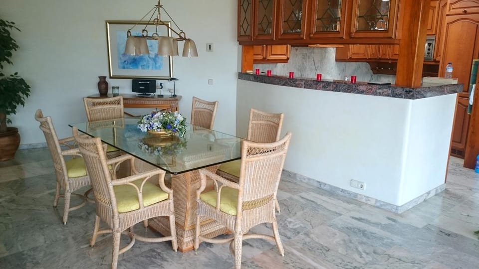 Seating area