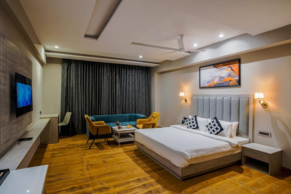 Bed, View (from property/room), Bedroom