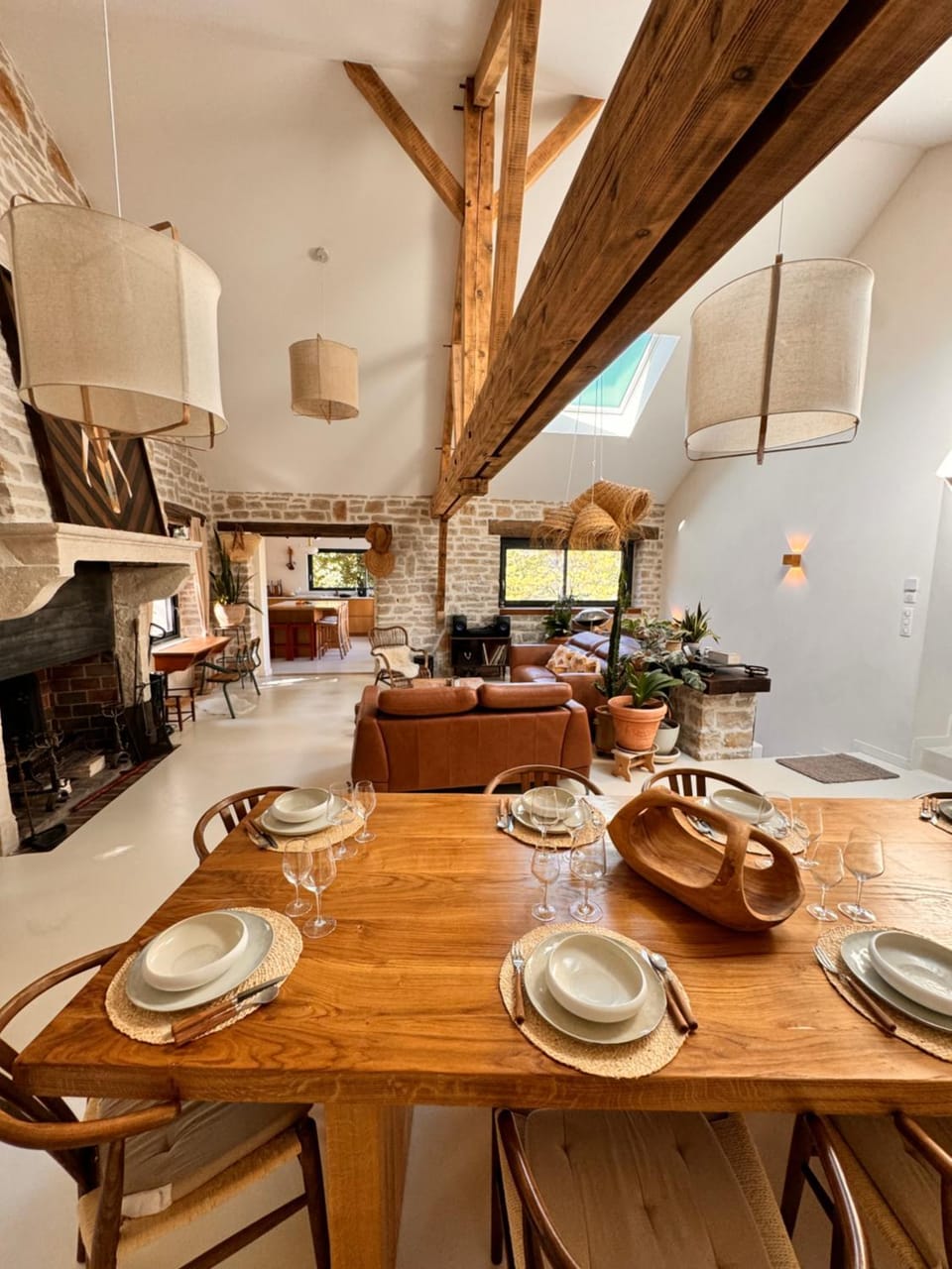 Living room, Dining area