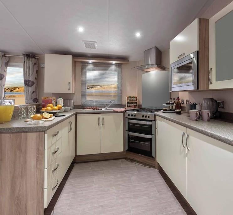 Lagooncombe modern and cosy holiday home House in Barrow-in-Furness District