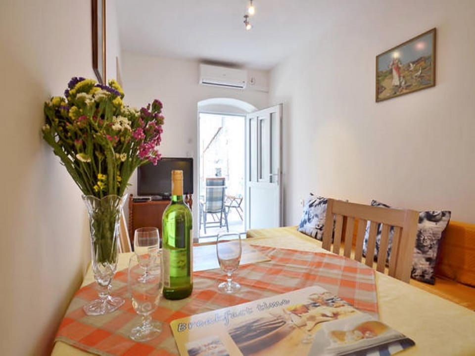Dining area, Drinks