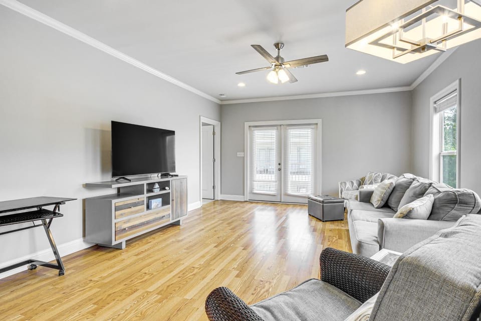Biloxi Condo w/ Community Pool ~ Half-Mi to Beach! House in Biloxi