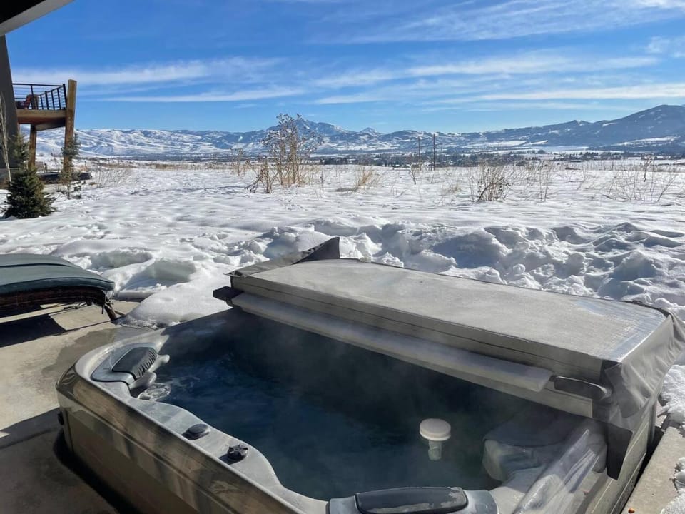 Hot Tub