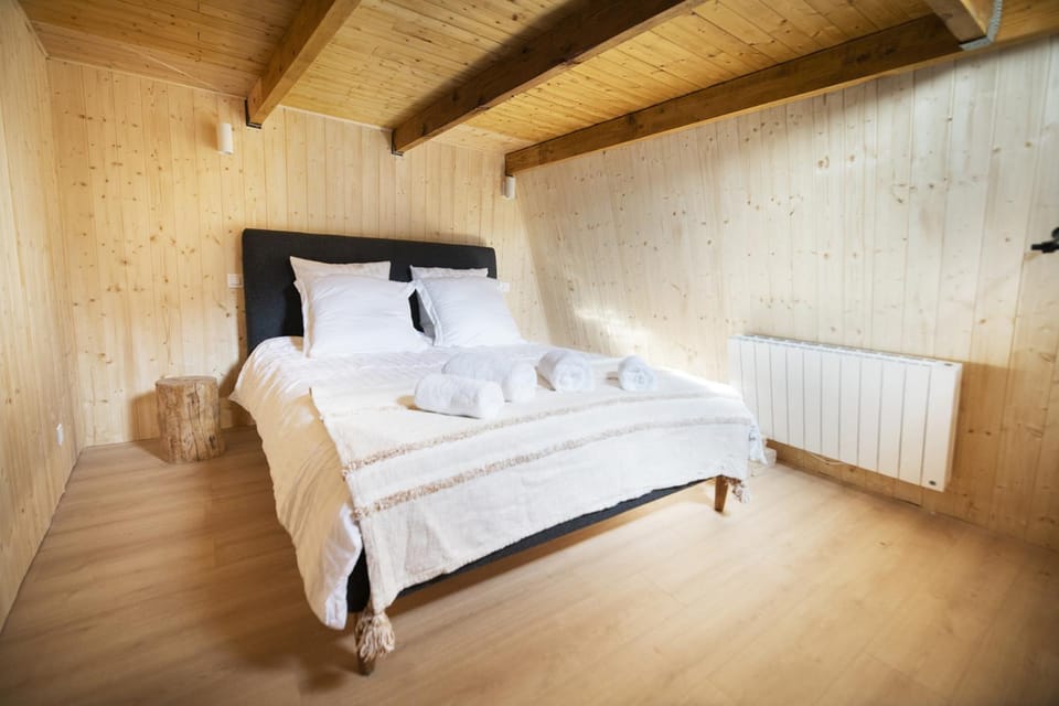 Bel appartement type chalet avec balnéo et jardin Apartment in Provence-Alpes-Côte d'Azur