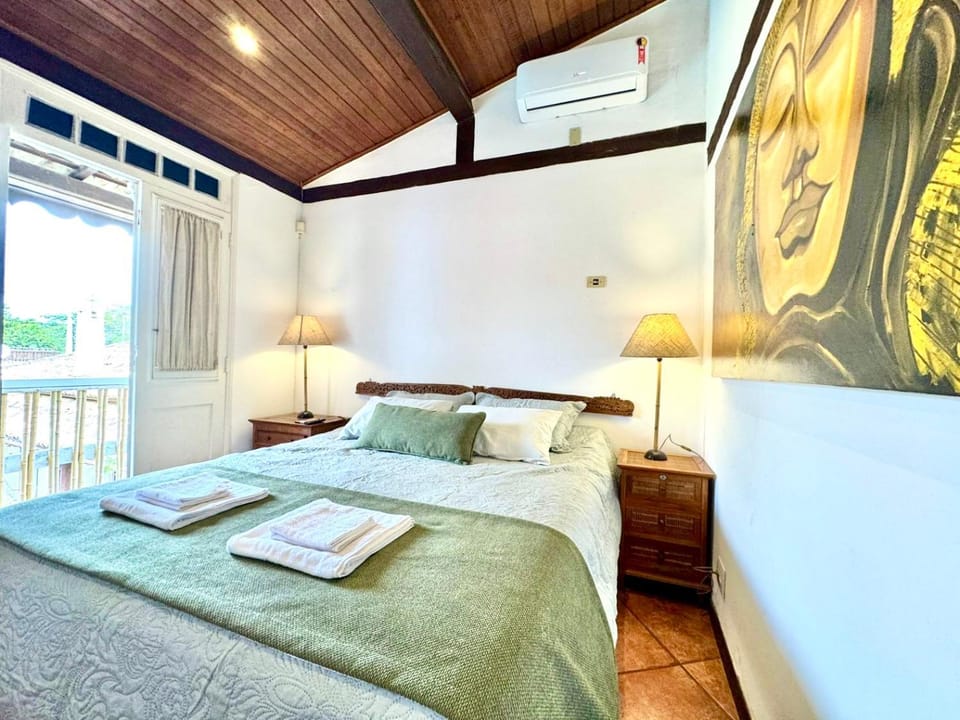 Casa Balinesa com Piscina e Serviços, Apenas 50m da Praia! House in Ilhabela