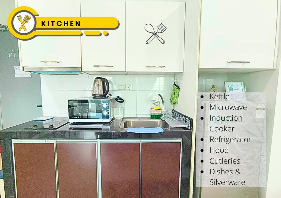 Kitchen or kitchenette, pet friendly, stove
