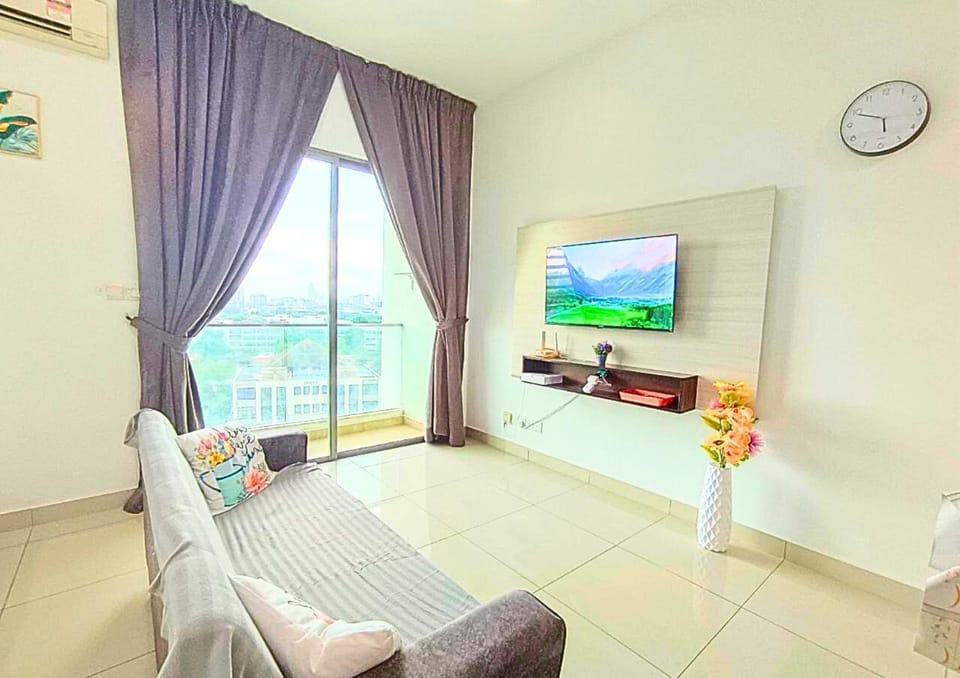 Communal lounge/ TV room, TV and multimedia, Living room, Photo of the whole room, Seating area, air conditioner