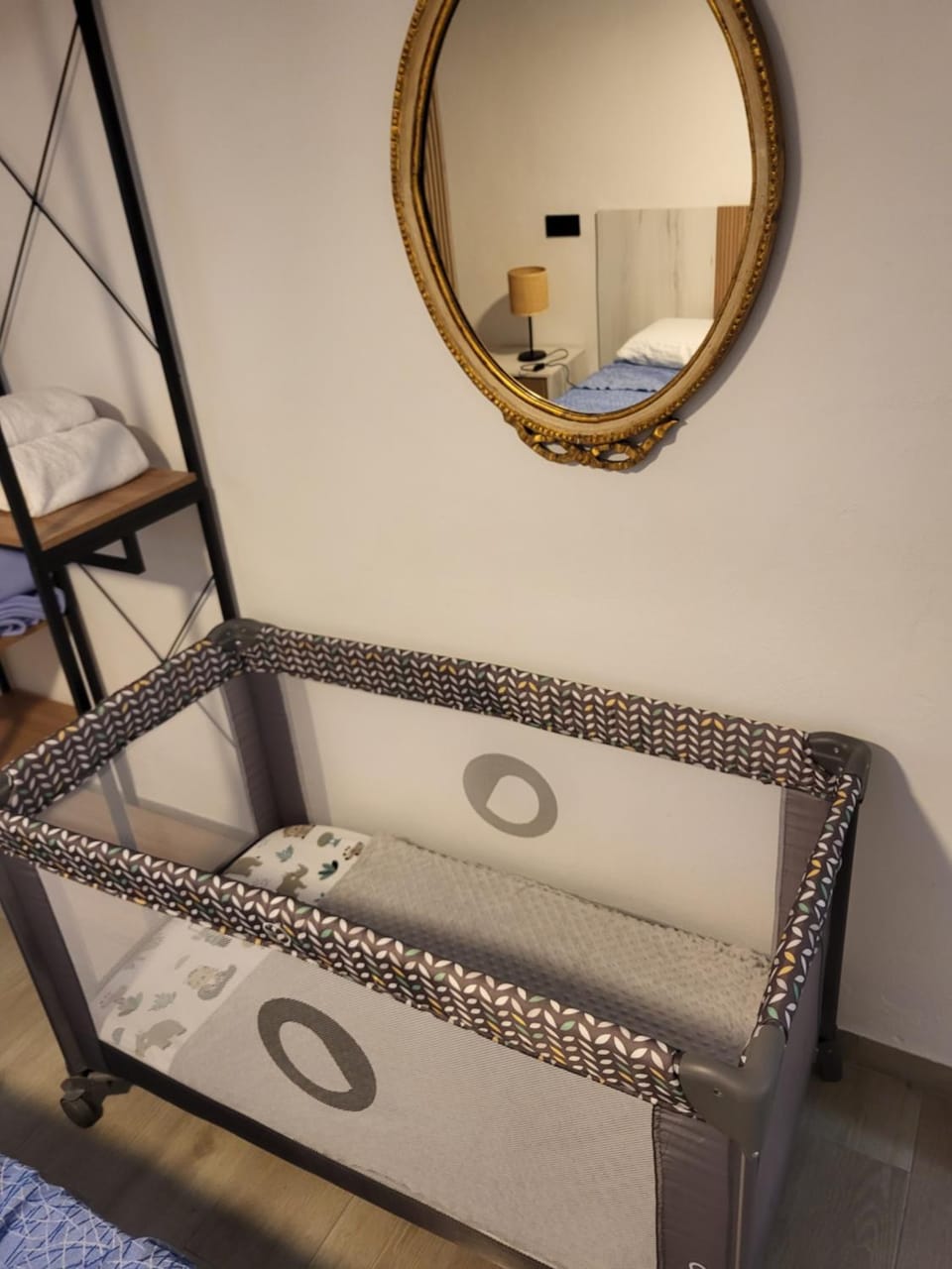 cot
