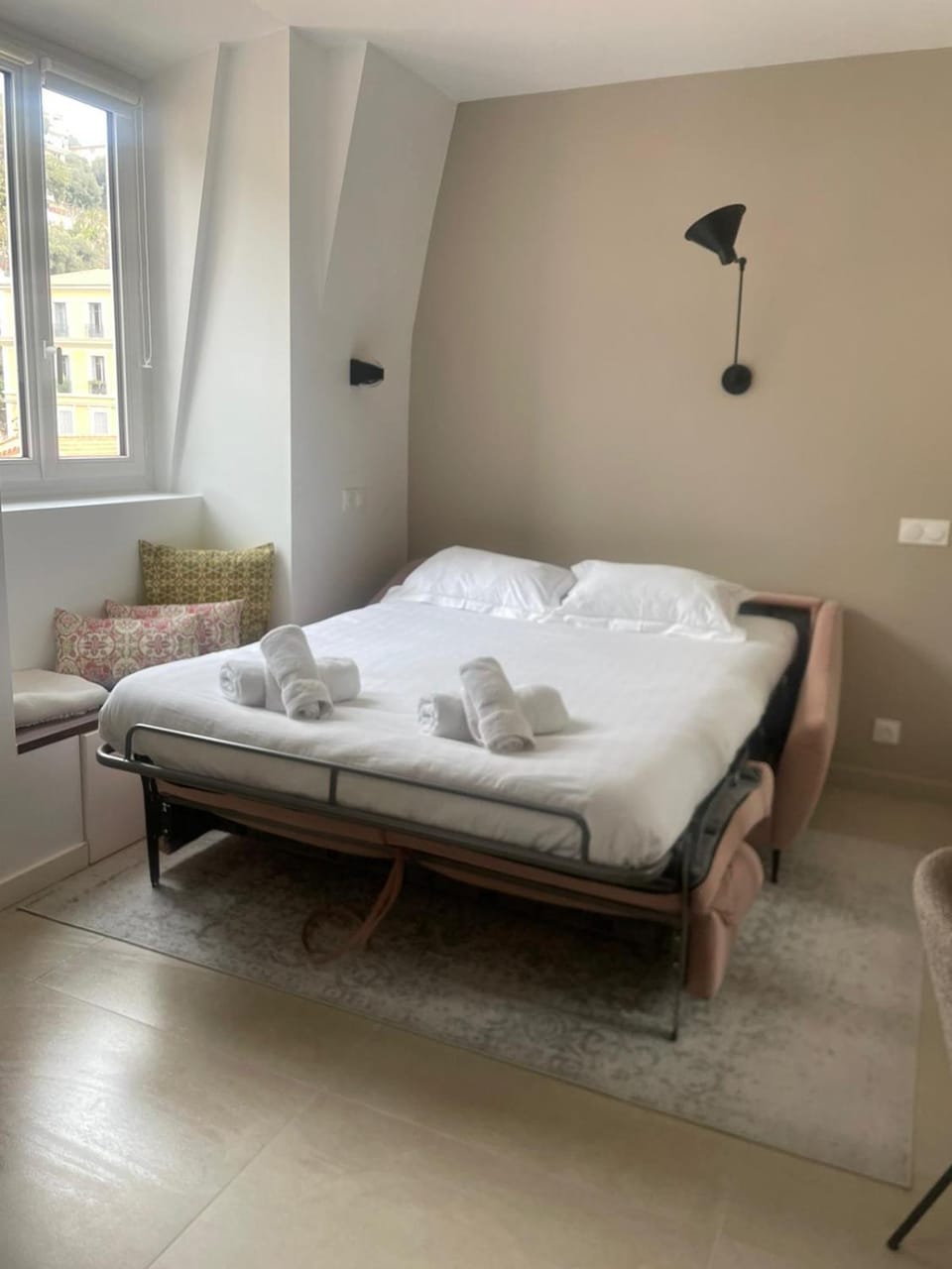 Photo of the whole room