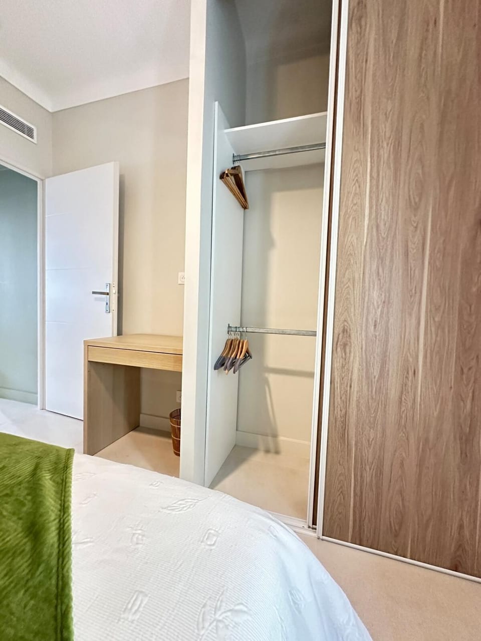 3P neuf et climatisé Nice le Port à 9mn de la mer Apartment in Nice