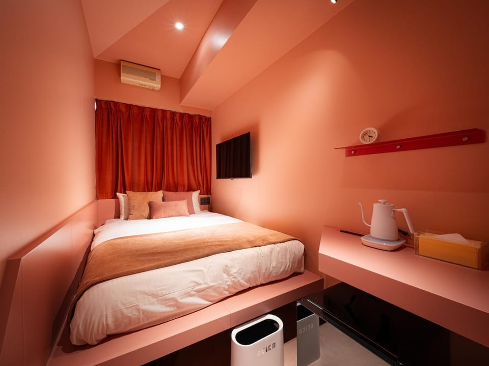 Bed, Photo of the whole room