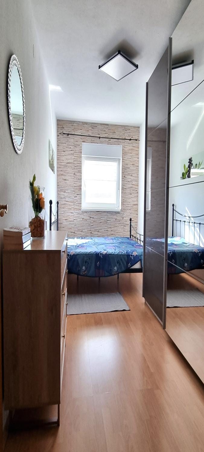 Spring, Bed, Summer, Photo of the whole room, Bedroom
