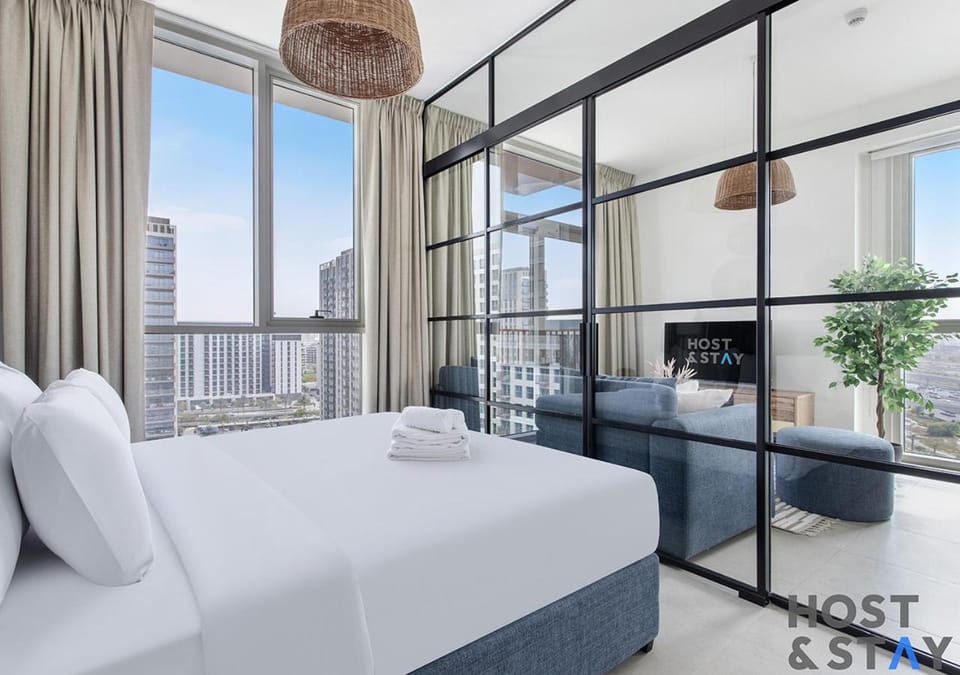 Upgraded 2BR In Collective 2 Apartment in Dubai