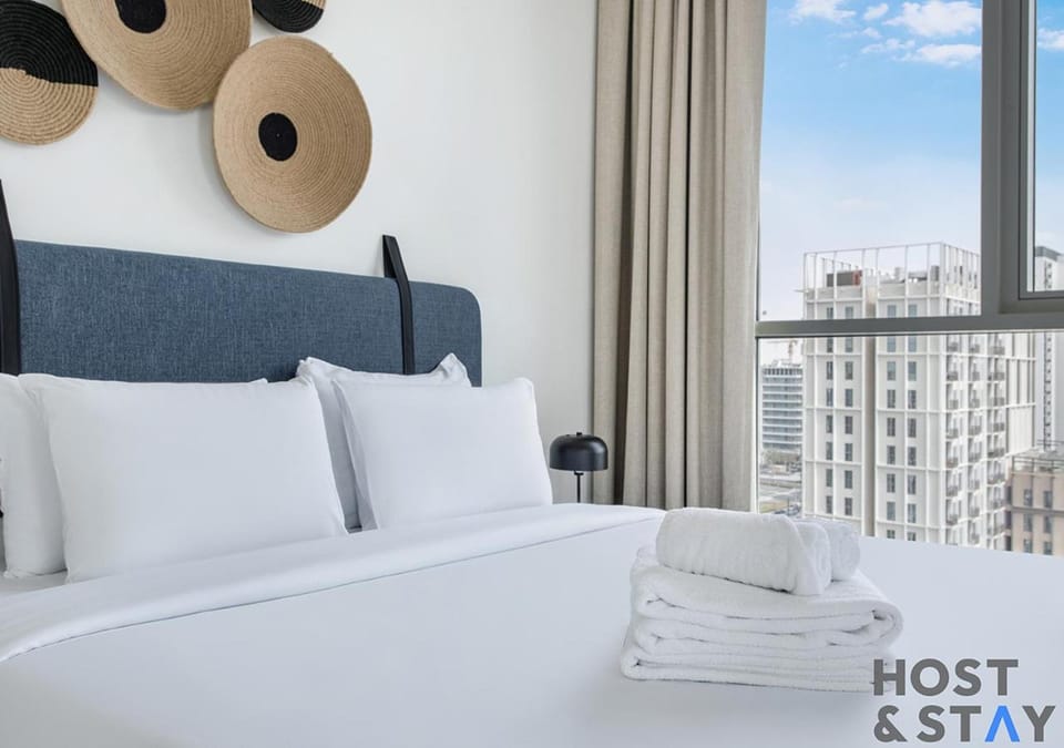 Upgraded 2BR In Collective 2 Apartment in Dubai
