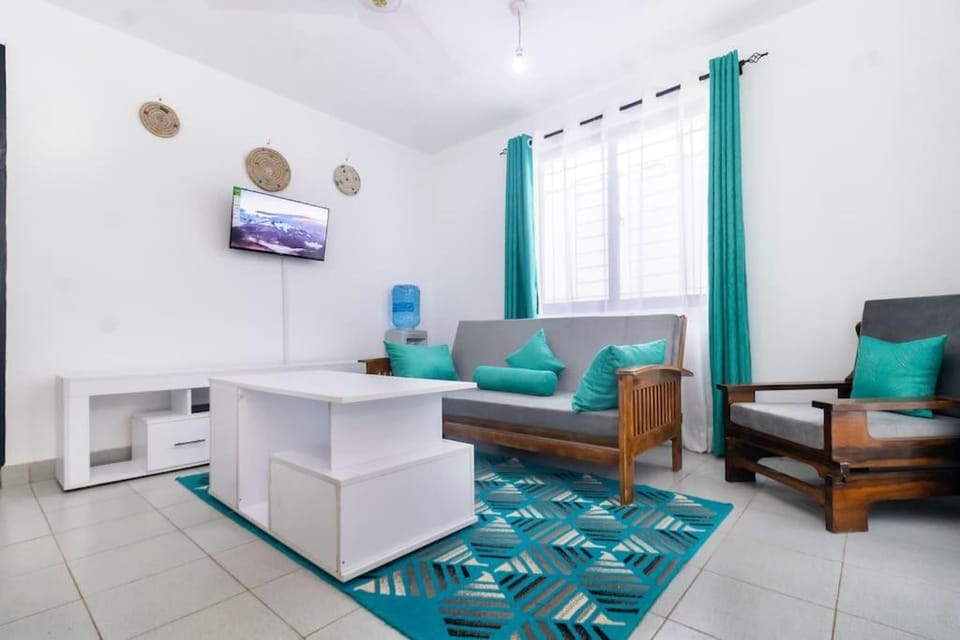 Sunny sands beach apartment 5 Apartment in Mombasa