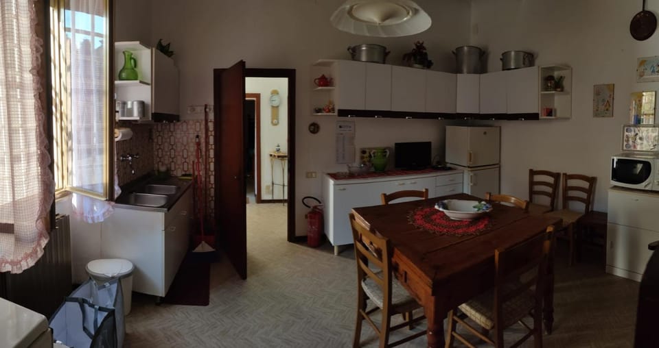 TV and multimedia, Kitchen or kitchenette, Seating area, Dining area, minibar, oven, pet friendly