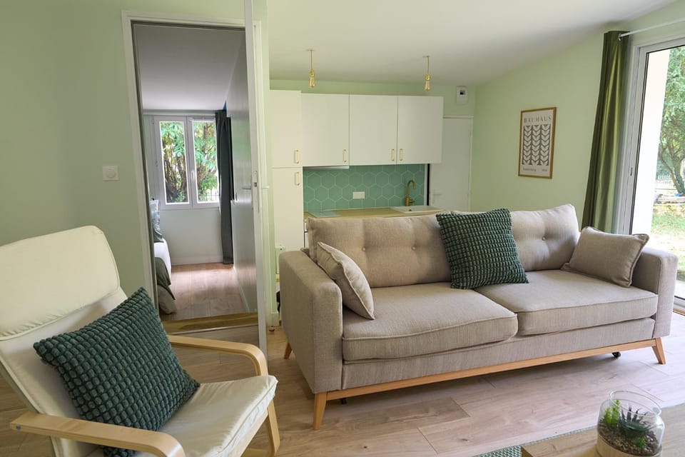 Living room, Seating area