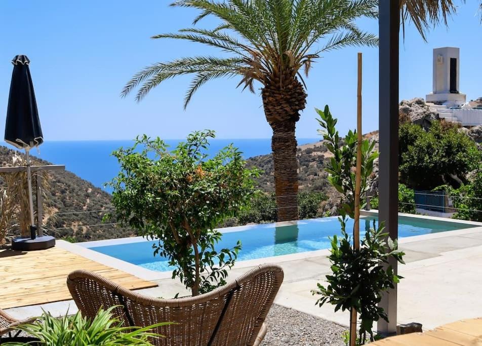 Pool view, Sea view, Swimming pool