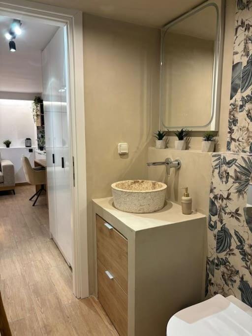 central cozy nest Apartment in Athens