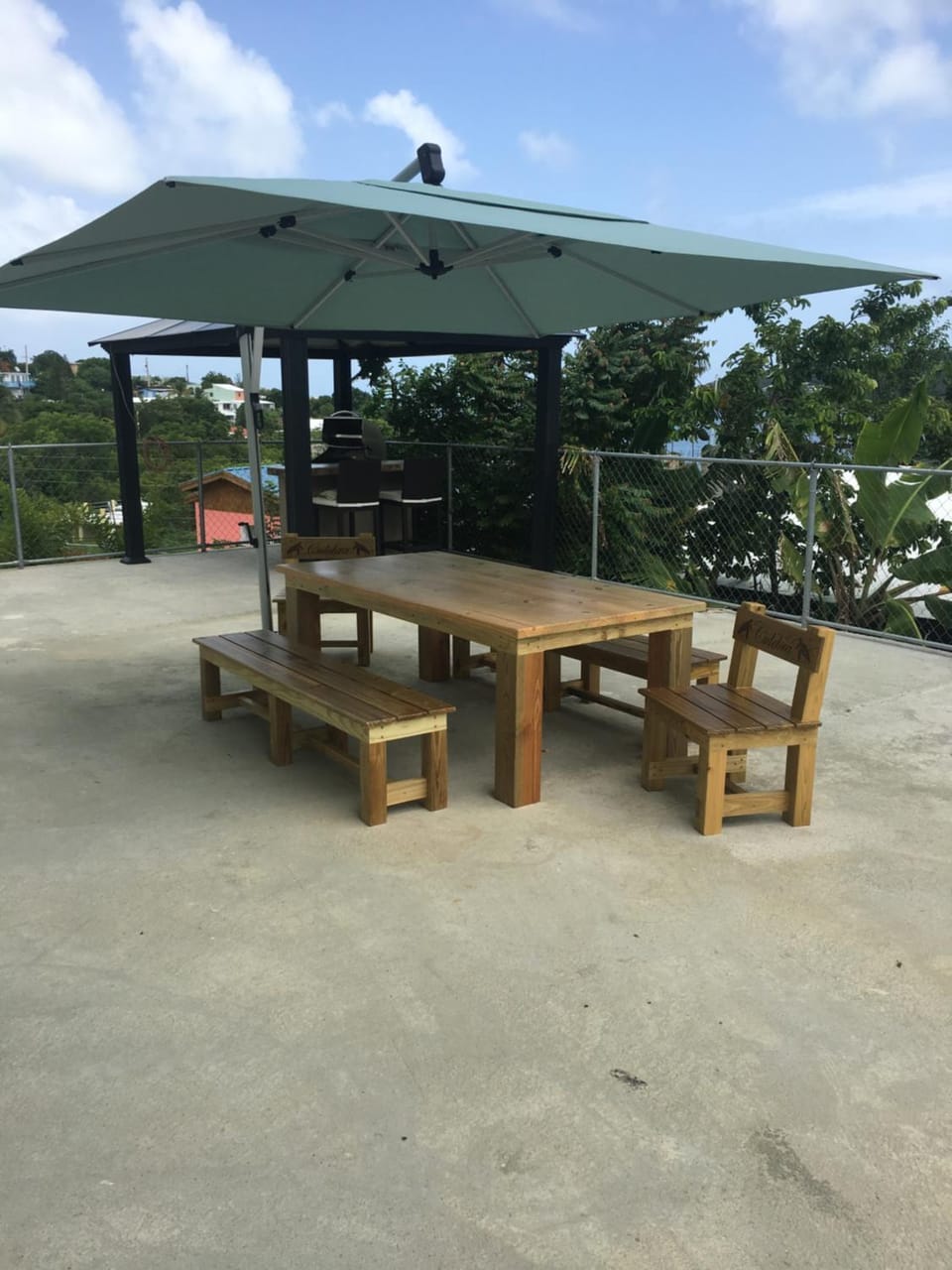 Property building, BBQ facilities, Balcony/Terrace